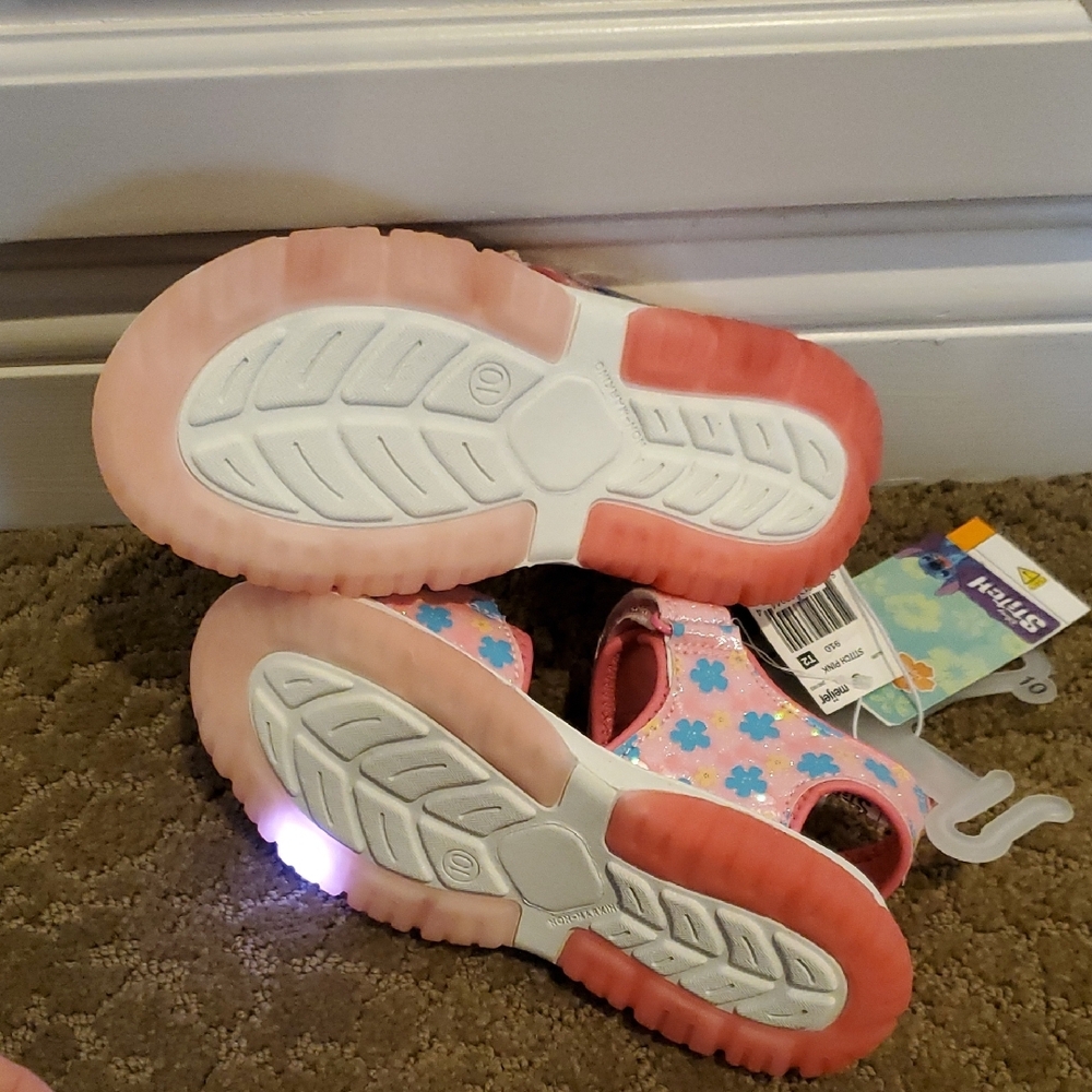 Toddler Girls Disney Stitch Pink Floral Lights Up Sandals Size 11 NWT - Picture 6 of 8